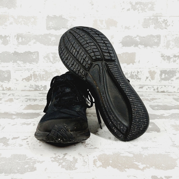 Nike Run Swift Black Running Shoes Black Lace Up Athleisure Sneakers I646 - Picture 7 of 9